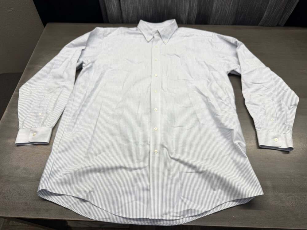 LL Bean Long Sleeve Button Up Traditional Fit Shirt Mens sz XL 17.5 -36 Stripes